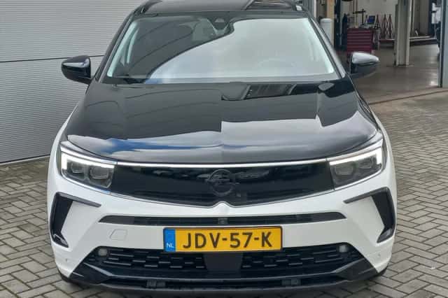 Opel Grandland (2023) thumbnail 4