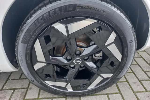 Opel Grandland (2023) thumbnail 9