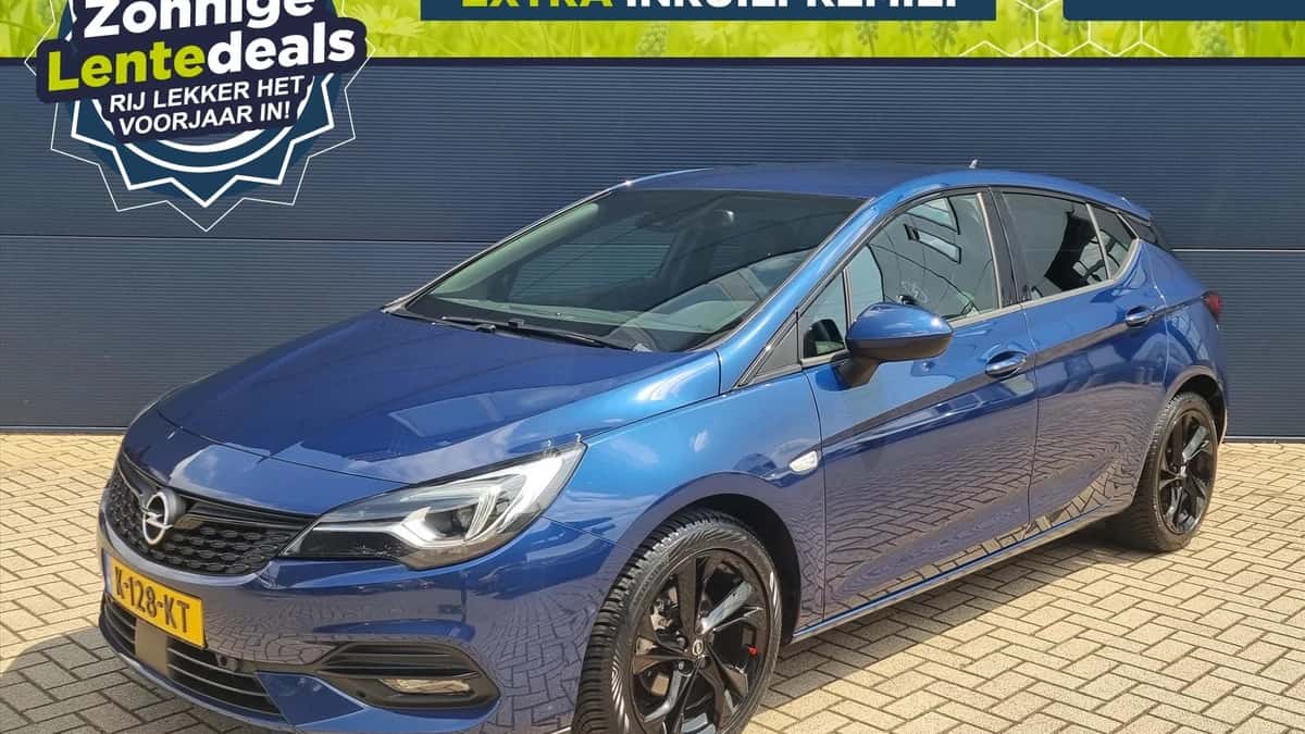 Opel Astra (2021) — foto 1
