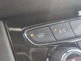 Opel Astra (2021) thumbnail 18