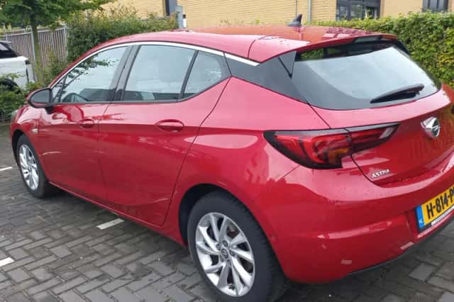 Opel Astra (2020) thumbnail 3