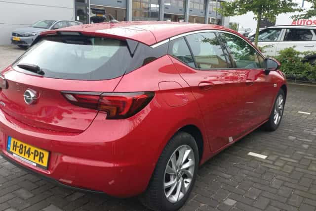 Opel Astra (2020) thumbnail 4