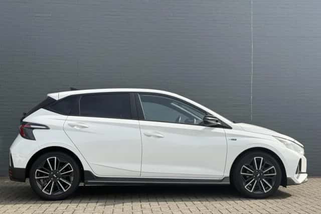 Hyundai i20 (2022) thumbnail 4