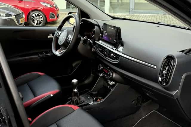 Kia Picanto (2024) thumbnail 13
