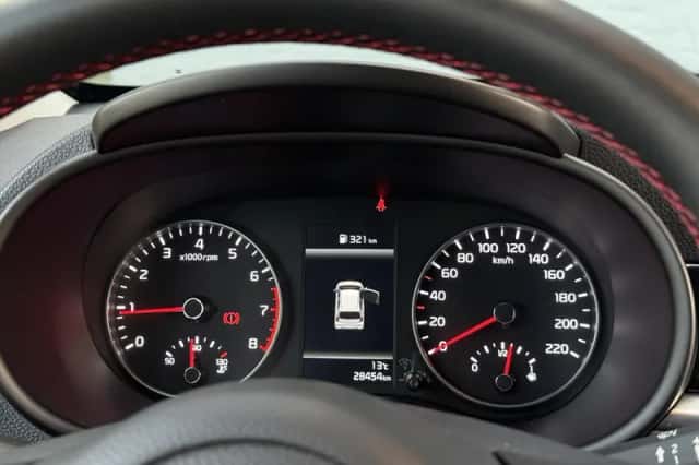 Kia Picanto (2024) thumbnail 18