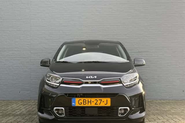 Kia Picanto (2024) thumbnail 3