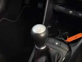 Kia Picanto (2024) thumbnail 27