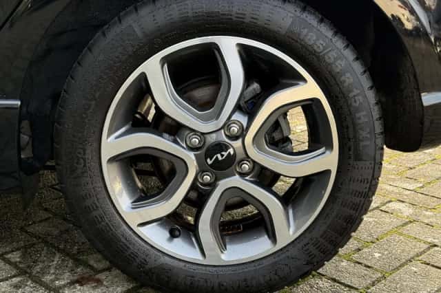 Kia Picanto (2024) thumbnail 10