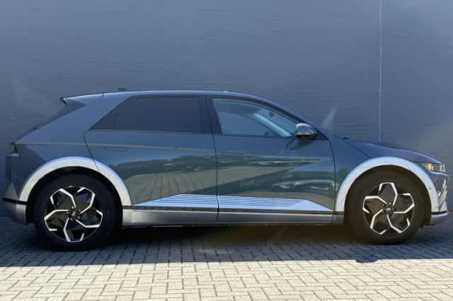 Hyundai Ioniq 5 (2022) thumbnail 5