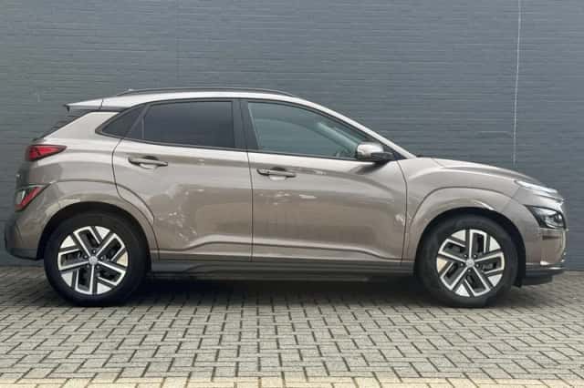 Hyundai Kona (2022) thumbnail 5