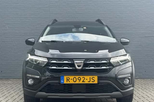 Dacia Jogger (2022) thumbnail 3