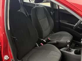 Kia Picanto (2013) thumbnail 14
