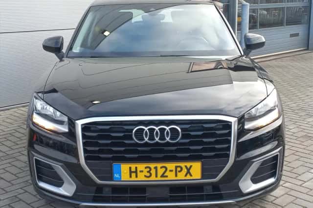 Audi Q2 (2020) thumbnail 3