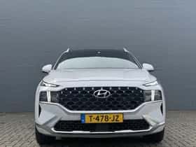 Hyundai Santa Fe (2023) thumbnail 3