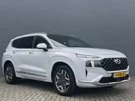 Hyundai Santa Fe (2023) thumbnail 4