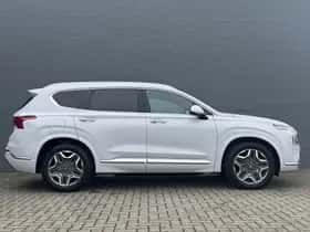 Hyundai Santa Fe (2023) thumbnail 5