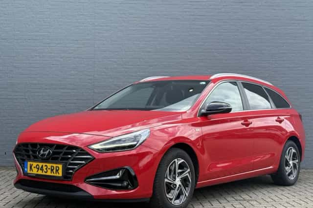 Hyundai i30 (2021) thumbnail 2