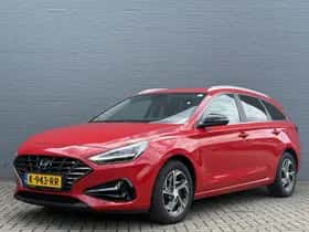 Hyundai i30 (2021) thumbnail 2