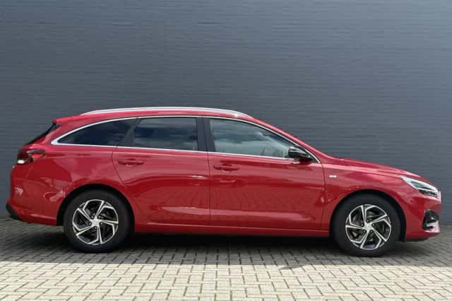Hyundai i30 (2021) thumbnail 5