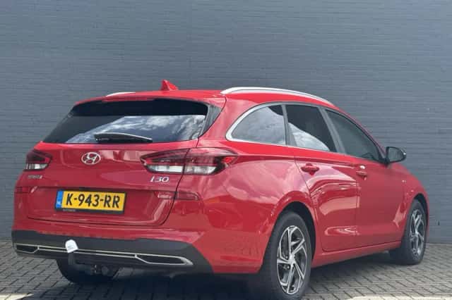 Hyundai i30 (2021) thumbnail 6