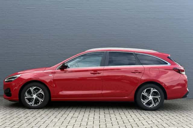 Hyundai i30 (2021) thumbnail 9