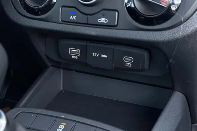Hyundai i10 (2025) thumbnail 28