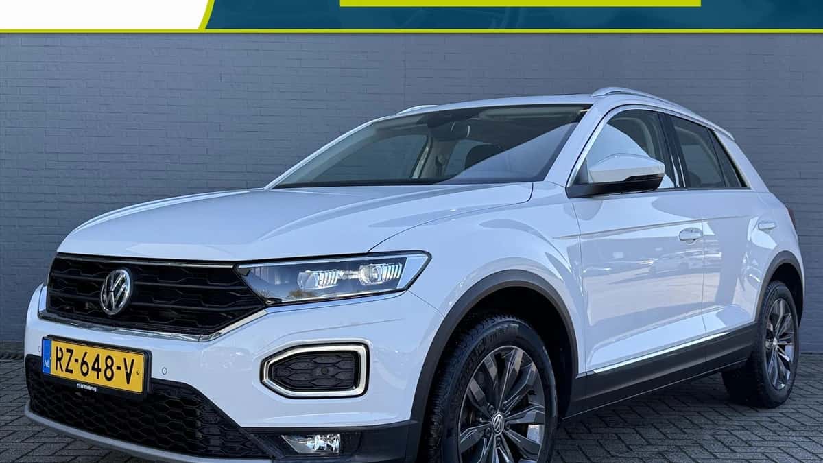 Volkswagen T-Roc (2018) — foto 1