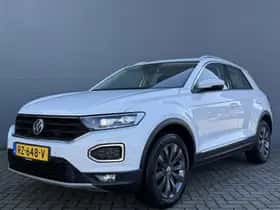 Volkswagen T-Roc (2018) thumbnail 2