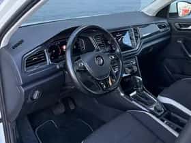 Volkswagen T-Roc (2018) thumbnail 12