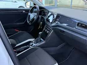 Volkswagen T-Roc (2018) thumbnail 14