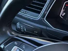 Volkswagen T-Roc (2018) thumbnail 21