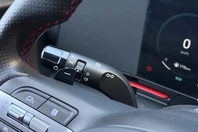 Hyundai Kona (2023) thumbnail 18