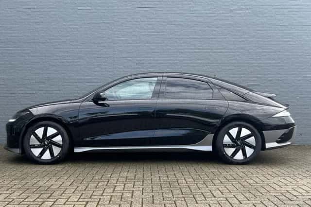 Hyundai Ioniq 6 (2025) thumbnail 2