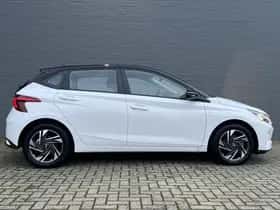 Hyundai i20 (2024) thumbnail 3
