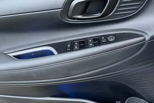 Hyundai i20 (2024) thumbnail 25