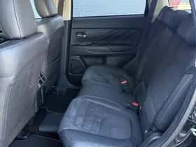 Mitsubishi Outlander (2021) thumbnail 15