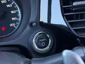 Mitsubishi Outlander (2021) thumbnail 25