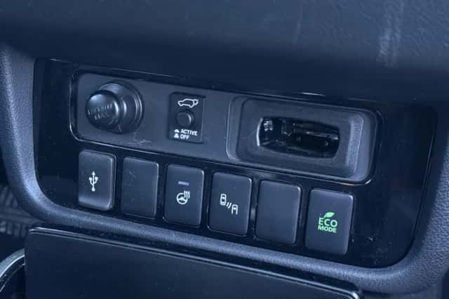 Mitsubishi Outlander (2021) thumbnail 27