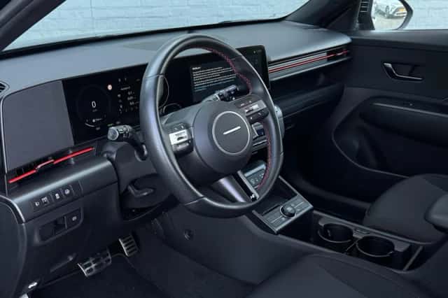 Hyundai Kona (2024) thumbnail 12