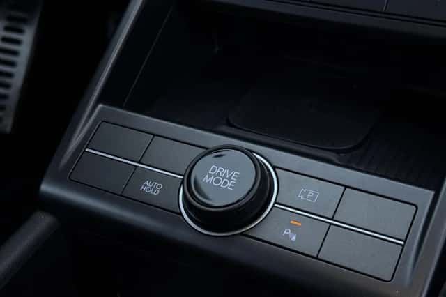 Hyundai Kona (2024) thumbnail 32