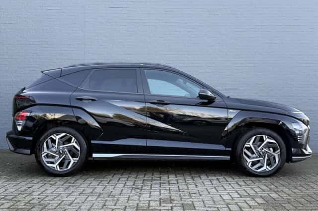 Hyundai Kona (2024) thumbnail 6