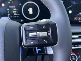 Hyundai Santa Fe (2025) thumbnail 24