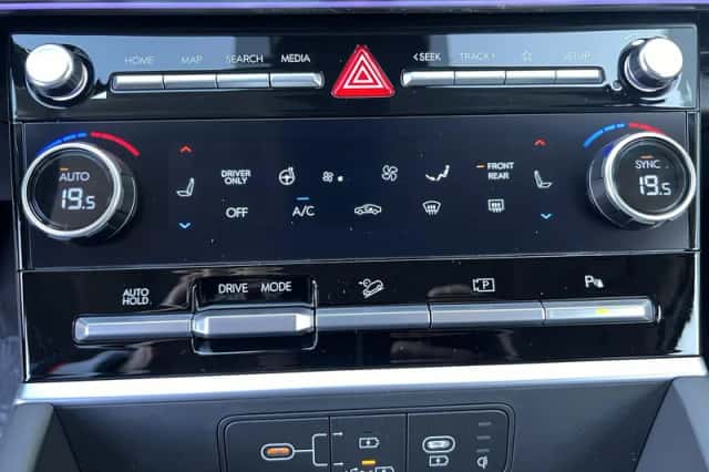 Hyundai Santa Fe (2025) thumbnail 31