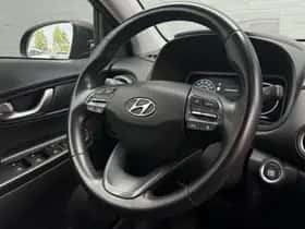 Hyundai Kona (2021) thumbnail 14