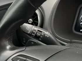 Hyundai Kona (2021) thumbnail 16