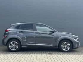 Hyundai Kona (2021) thumbnail 6