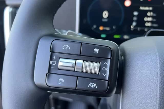 Hyundai Santa Fe (2025) thumbnail 25