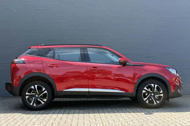 Peugeot 2008 (2020) thumbnail 5