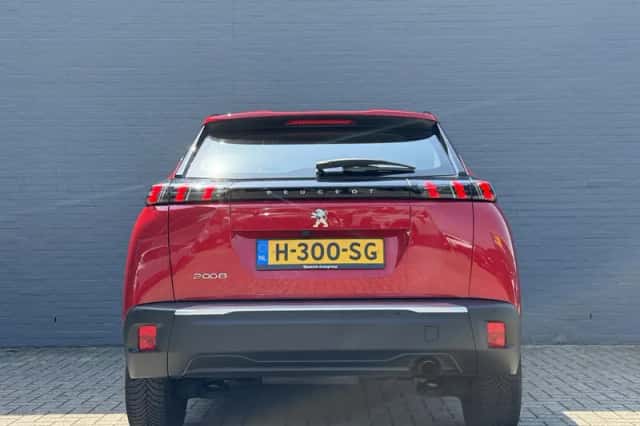 Peugeot 2008 (2020) thumbnail 7