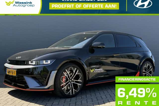Hyundai Ioniq 5 (2025) thumbnail 1
